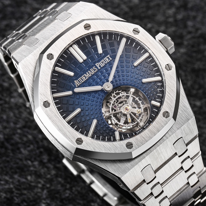 Audemars Piguet Royal Oak Selfwinding Flying Tourbillon view 2