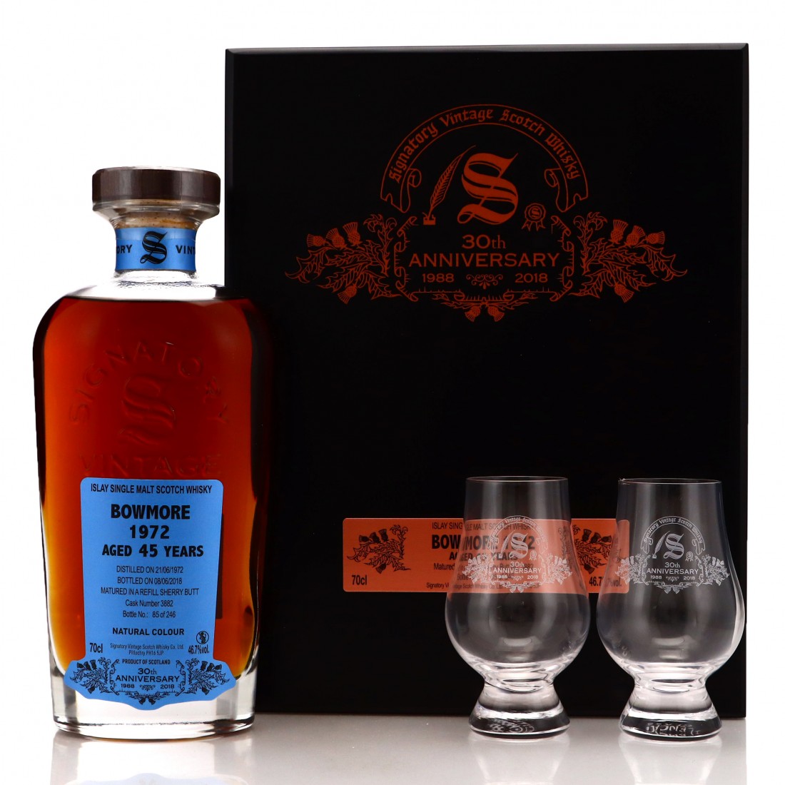 Bowmore 1972/2018 30th Anniversary view 3