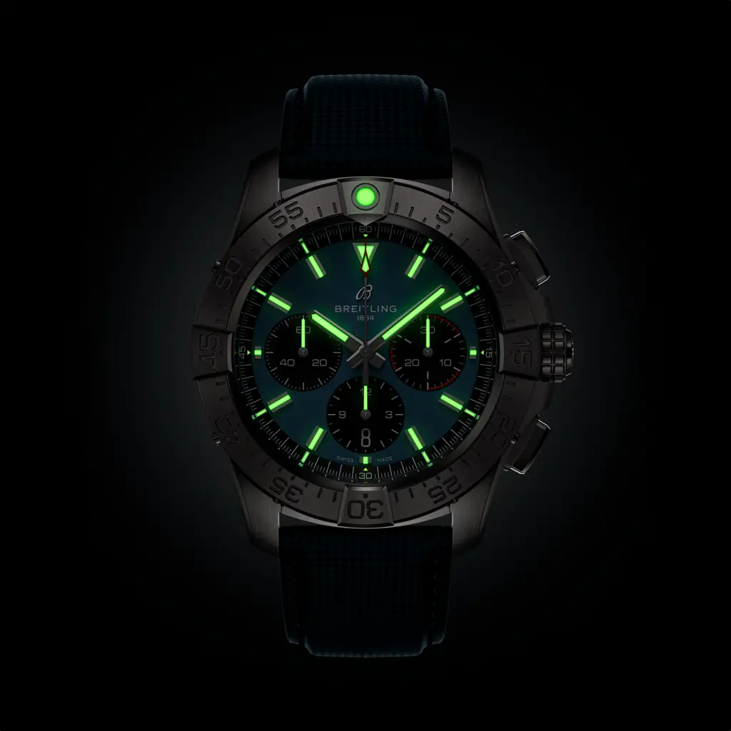 Breitling Avenger B01 Chronograph 44 view 3