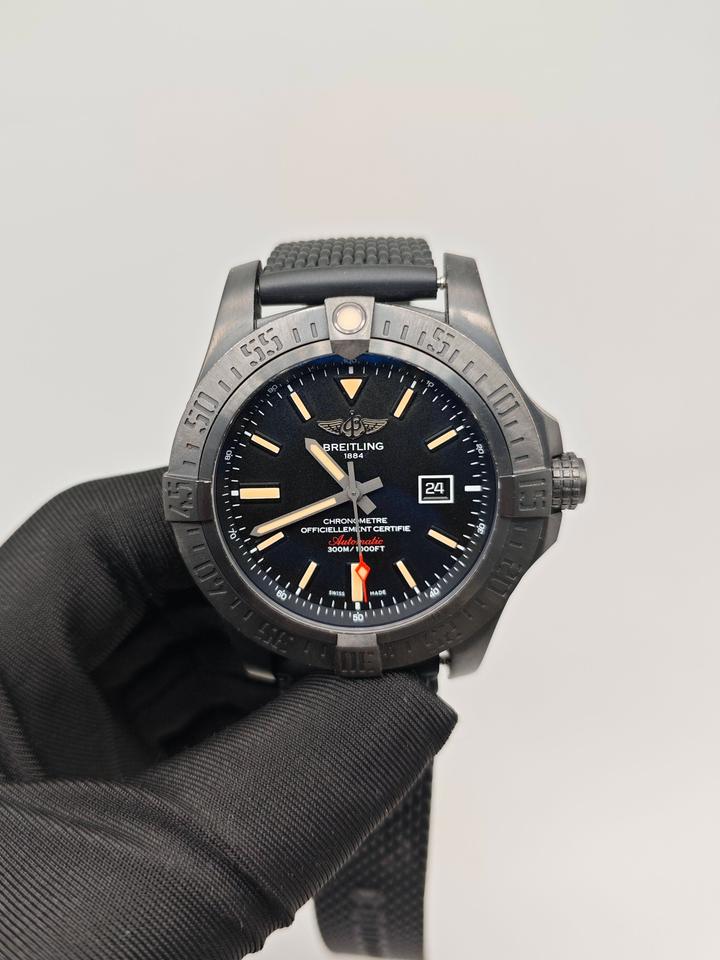 Breitling Avenger Blackbird 48 view 3
