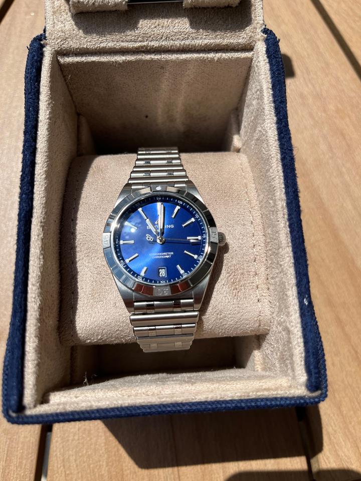 Breitling Chronomat Automatic 36 view 4