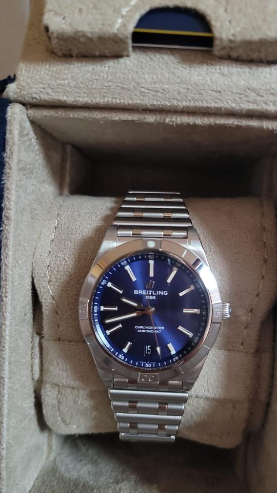 Breitling Chronomat Automatic 36 view 5