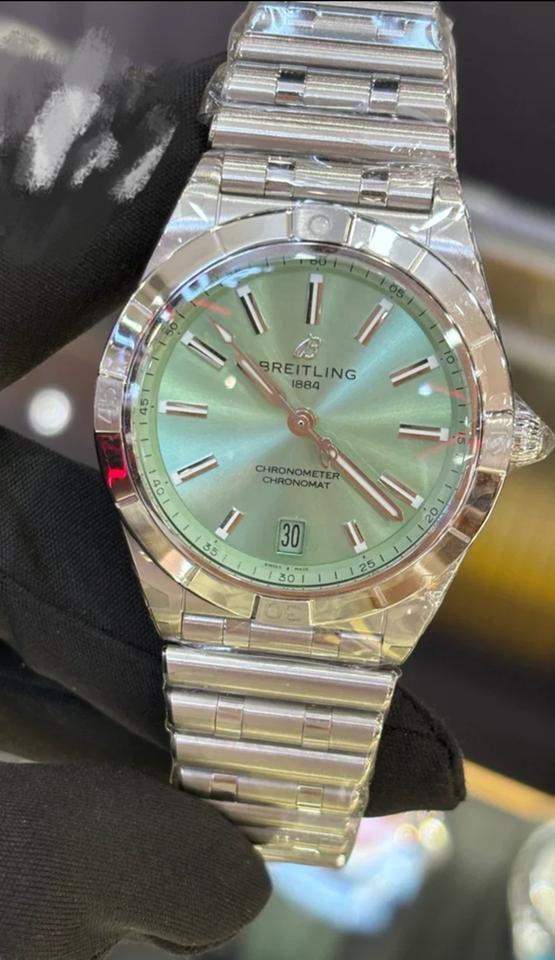 Breitling Chronomat Automatic 36 view 5