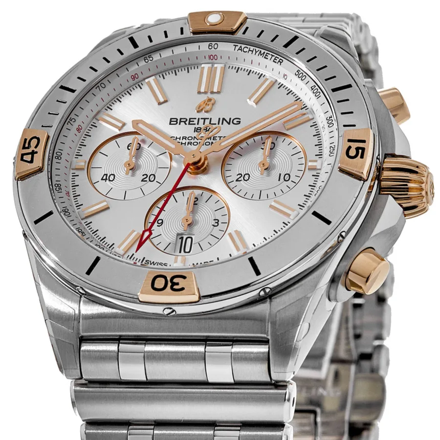 Breitling Chronomat B01 42 view 3