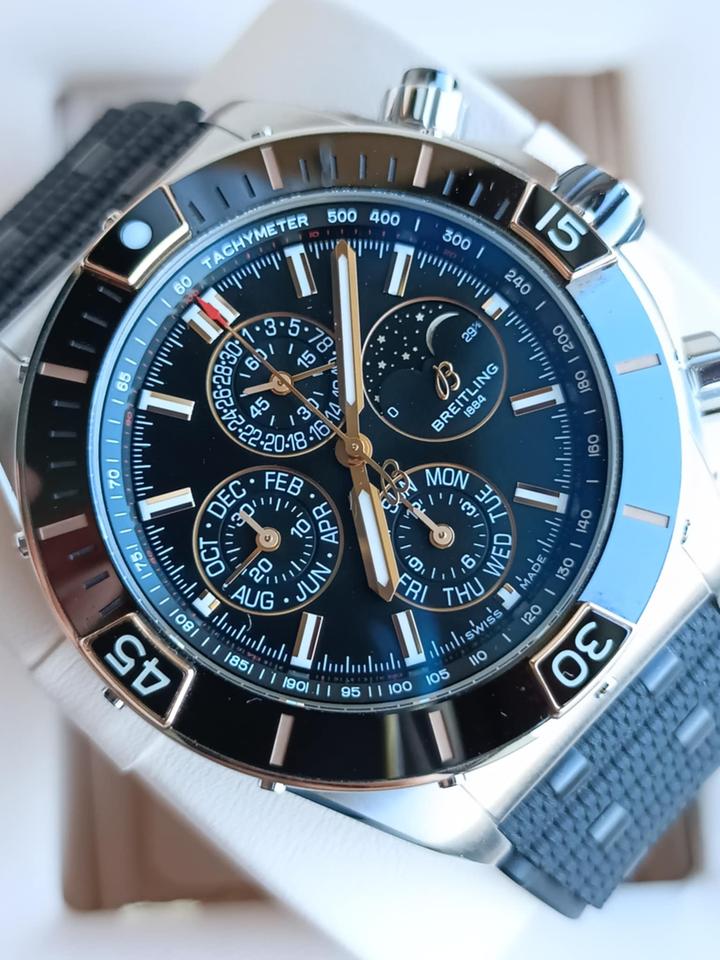 Breitling Super Chronomat 44 Four-Year Calendar view 2