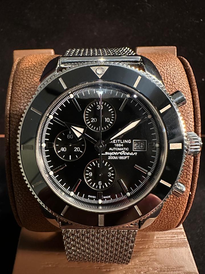 Breitling Superocean Heritage II Chronograph 46 view 5