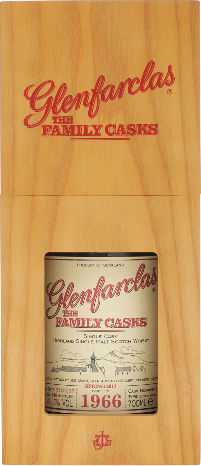 Glenfarclas Vintage 1966 Spring 2017 50 Year Old view 3
