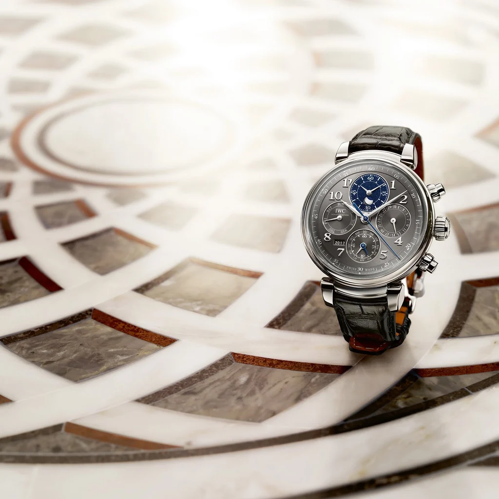 IWC Schaffhausen Da Vinci Perpetual Calendar Chronograph view 3