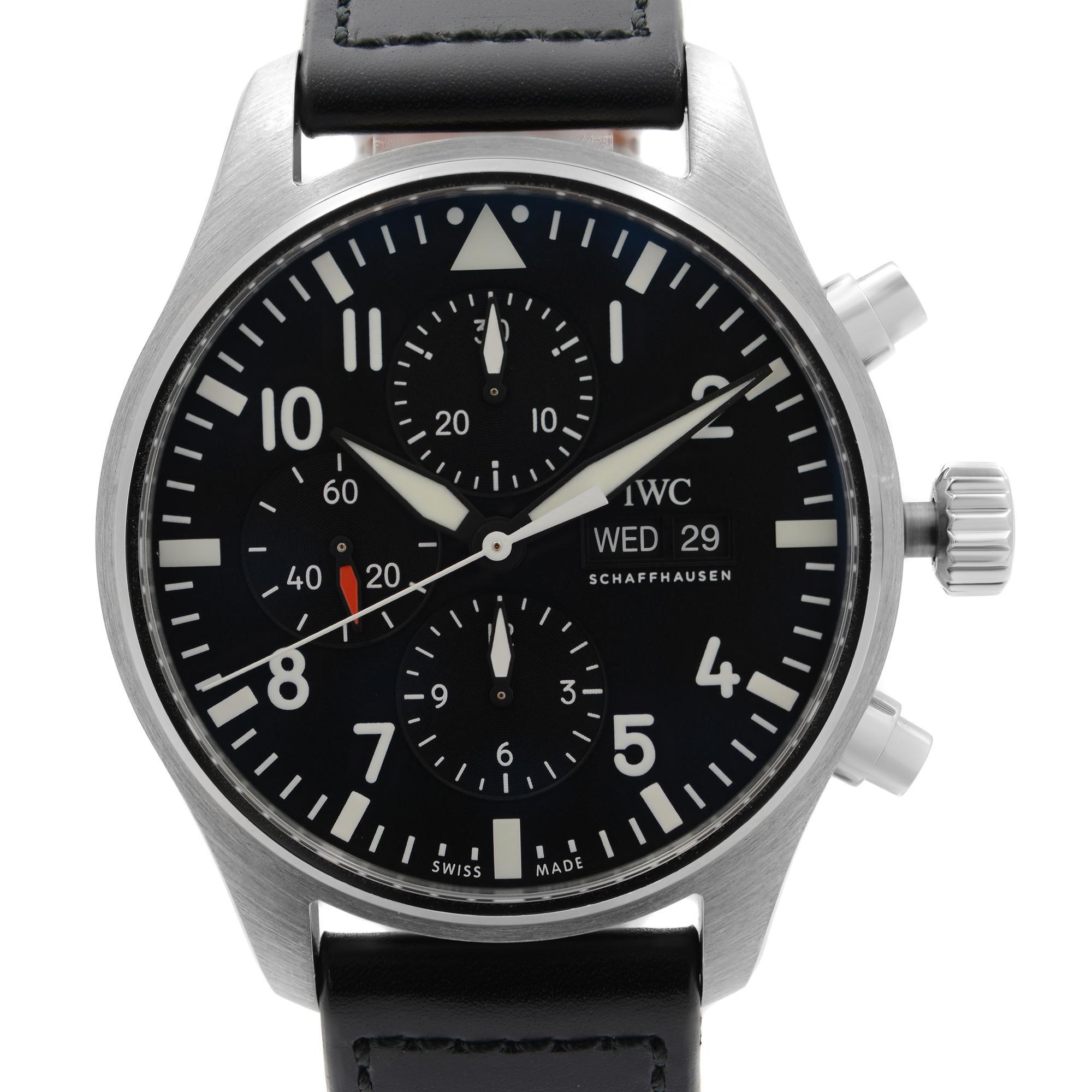 IWC Schaffhausen Pilot's Watch Chronograph view 5