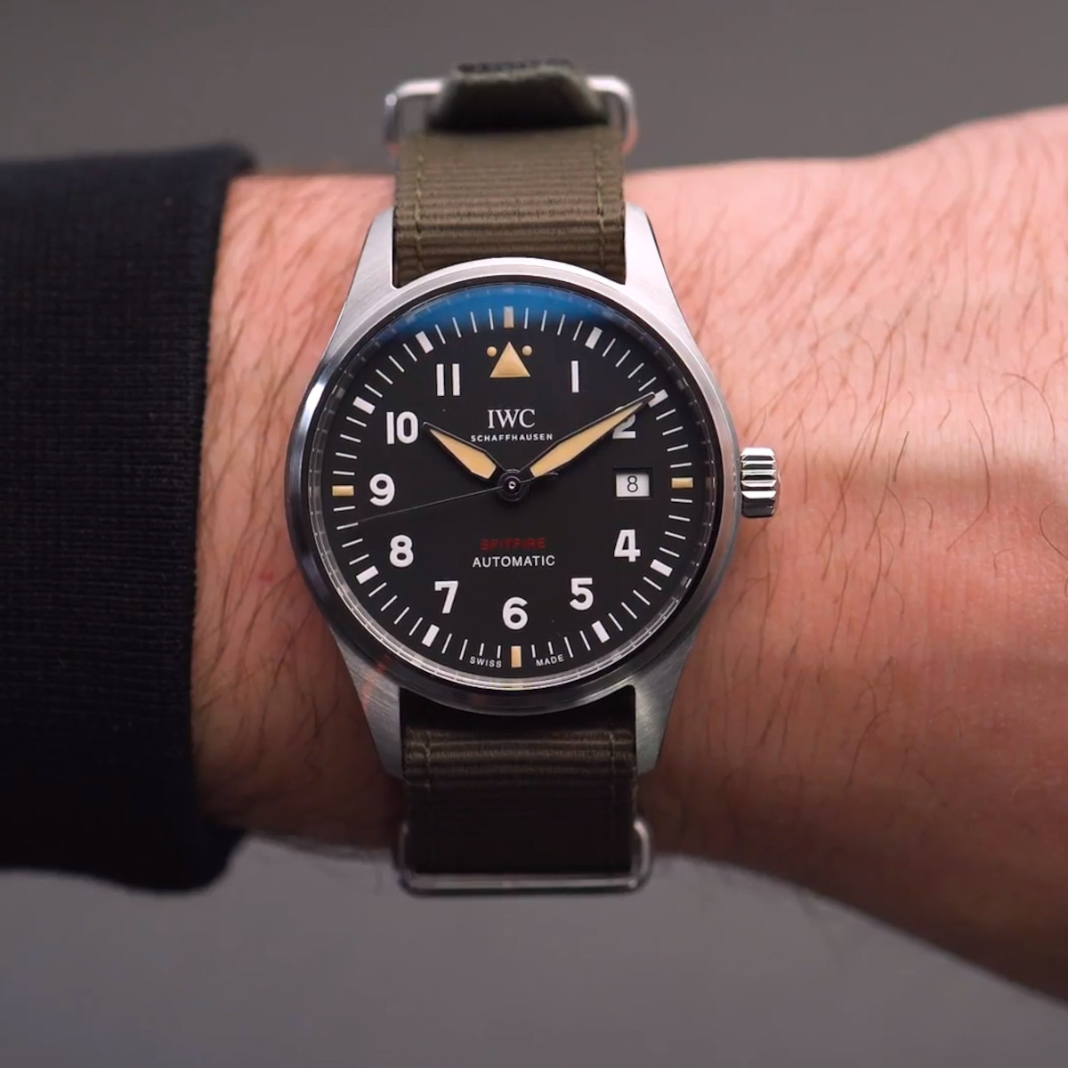 IWC Schaffhausen Pilot's Watch Automatic Spitfire view 5