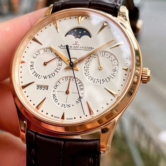 Jaeger-LeCoultre Master Ultra Thin Perpetual view 5