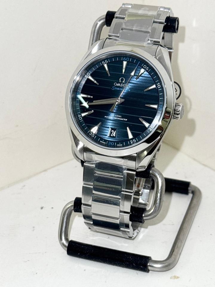 Omega Seamaster Aqua Terra 150M view 2