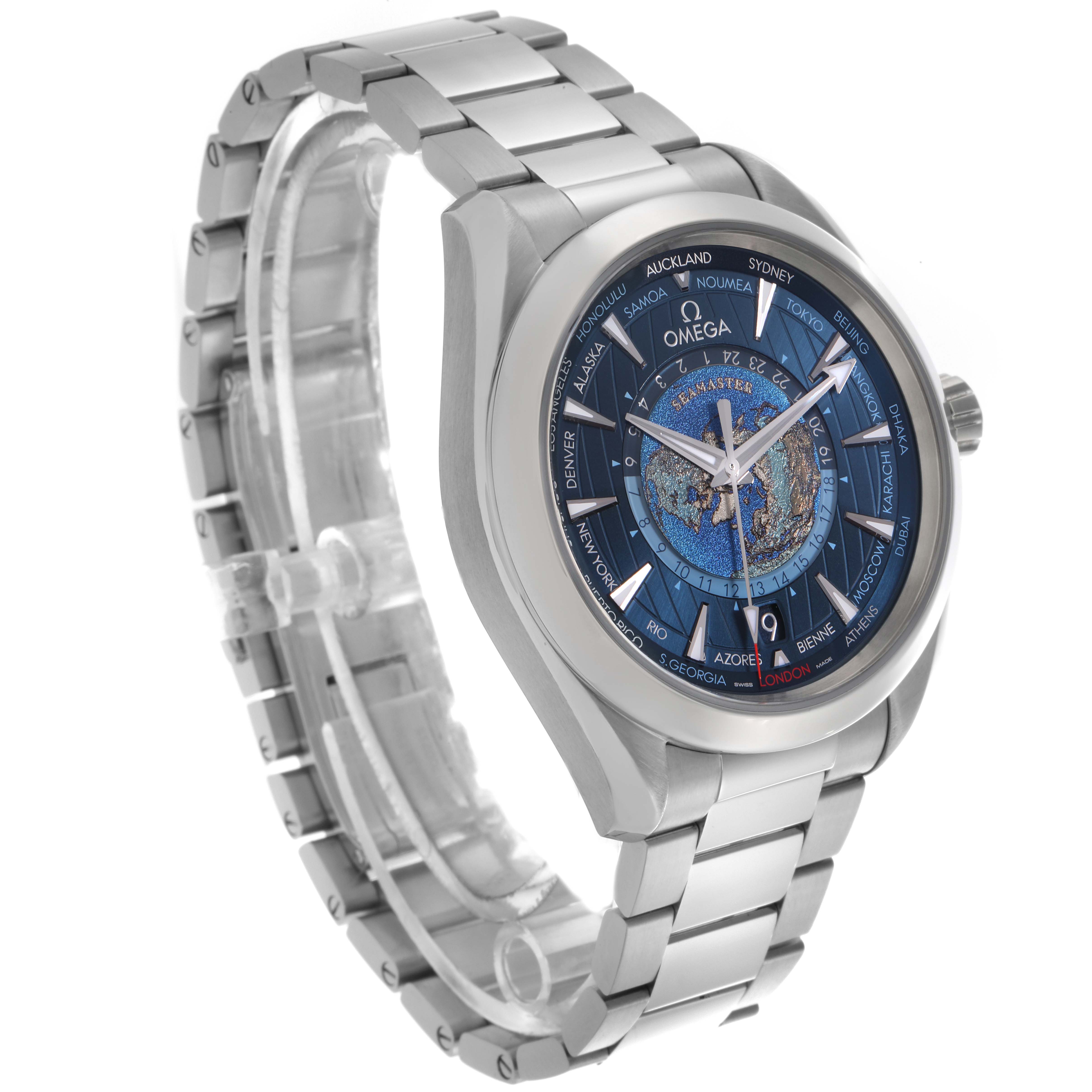 Omega Seamaster Aqua Terra GMT Worldtimer view 2