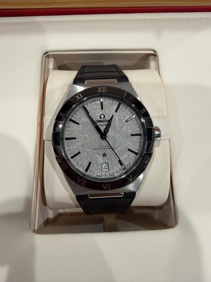 Omega Constellation view 4