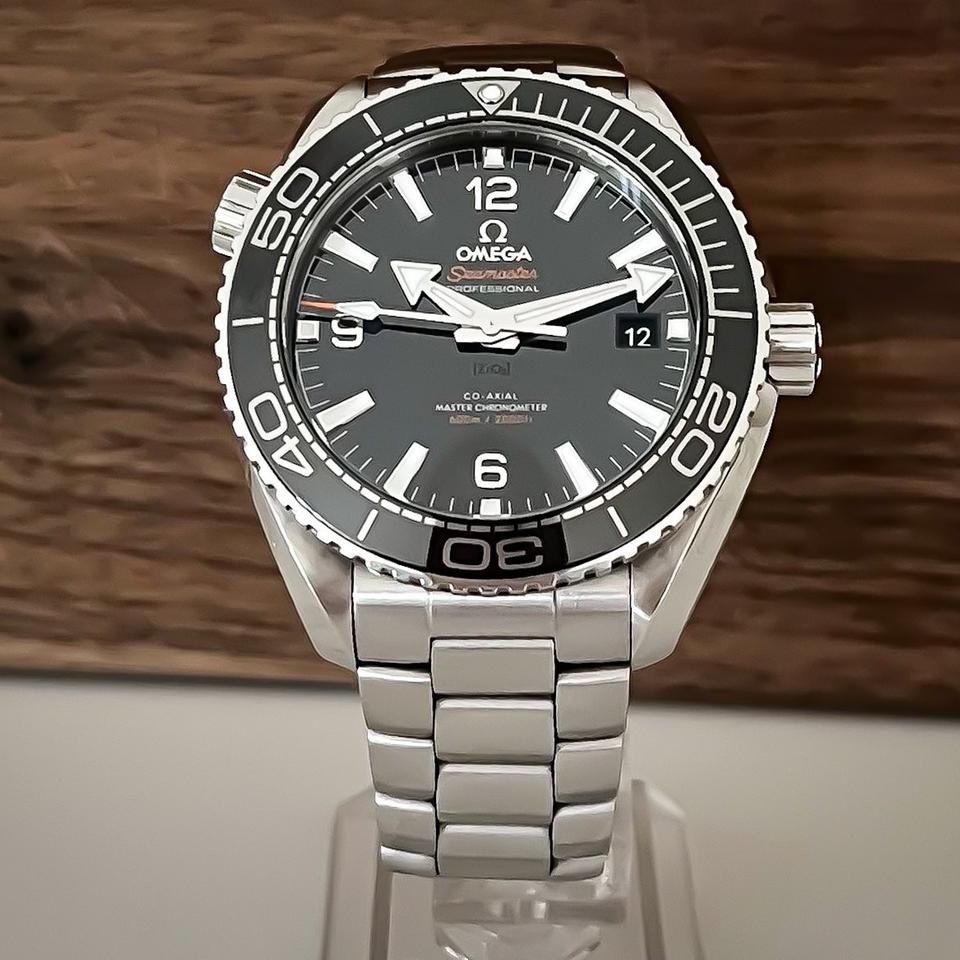Omega Seamaster Planet Ocean 600M view 5