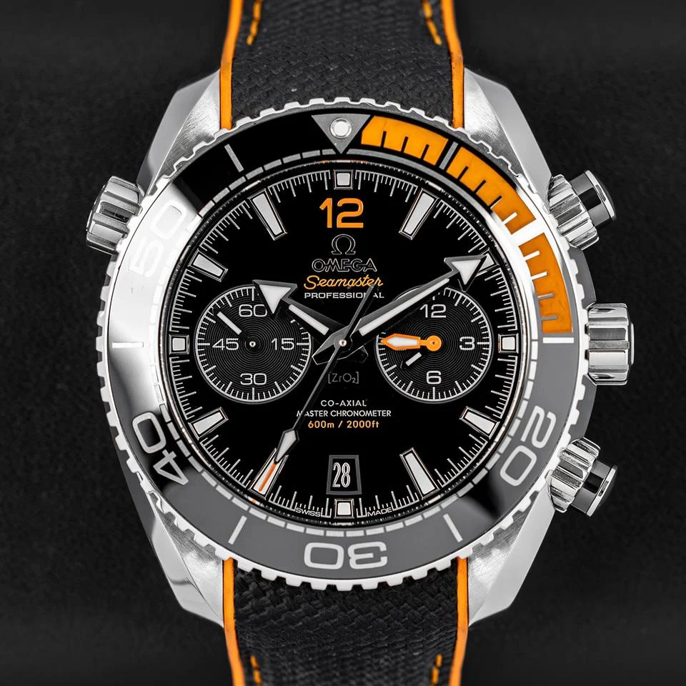 Omega Seamaster Planet Ocean 600M Chronograph view 5