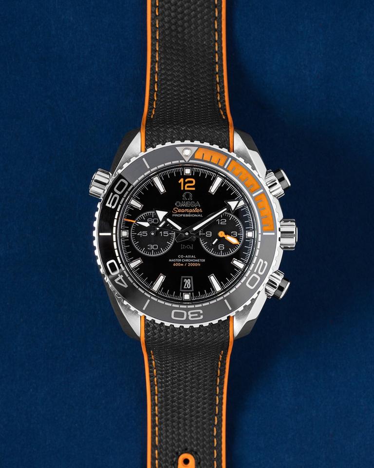Omega Seamaster Planet Ocean 600M Chronograph view 4