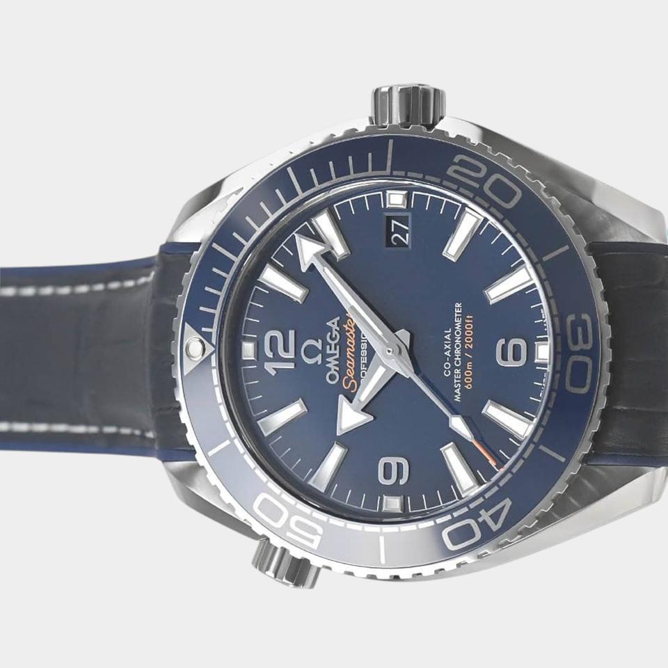 Omega Seamaster Planet Ocean 600M 39.5 view 3