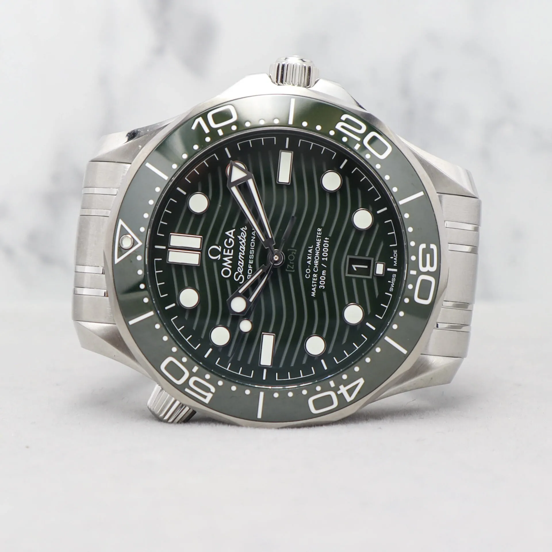 Omega Seamaster Diver 300M view 3
