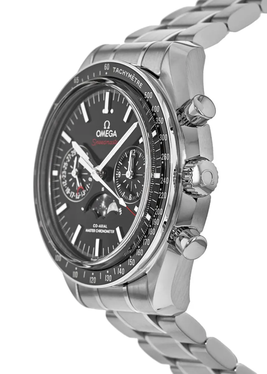 Omega Speedmaster Moonwatch view 4