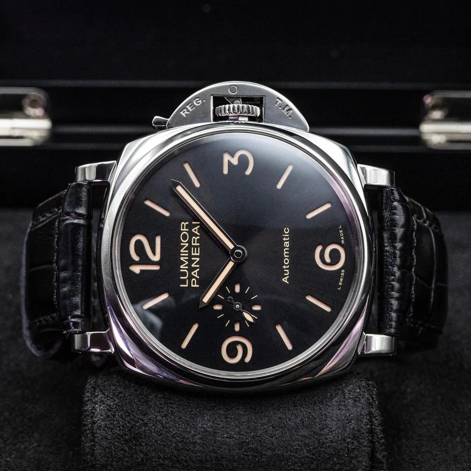 Panerai Luminor Due 3 Days view 4