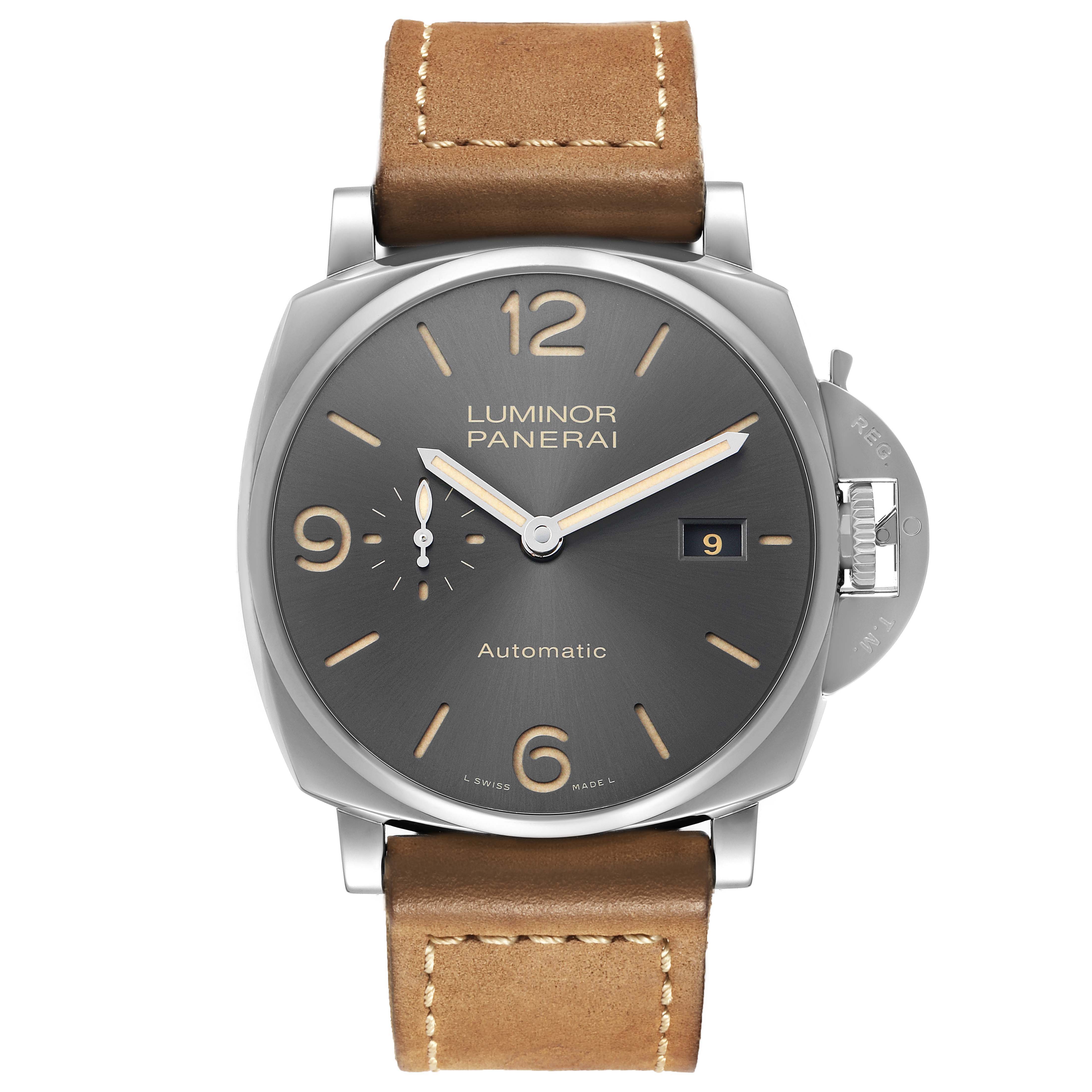 Panerai Luminor Due 45 view 2