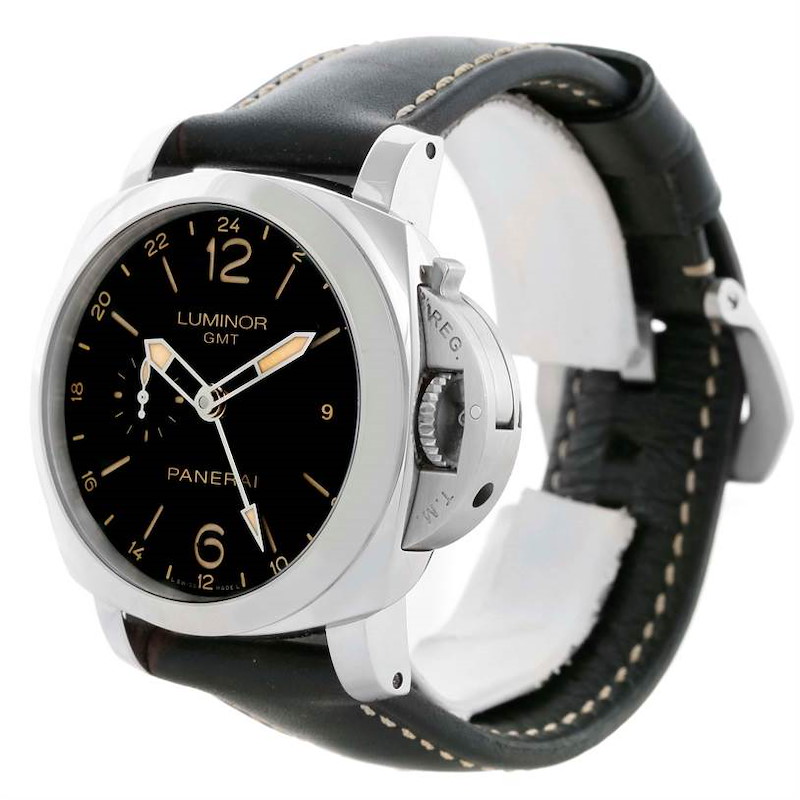 Panerai Luminor 1950 3 Days view 2