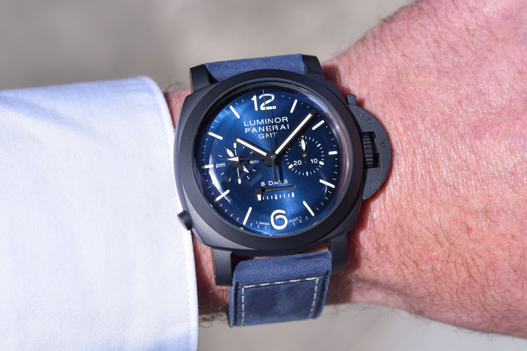 Panerai Luminor Chrono Monopulsante 8 Giorni GMT Blu Notte view 3