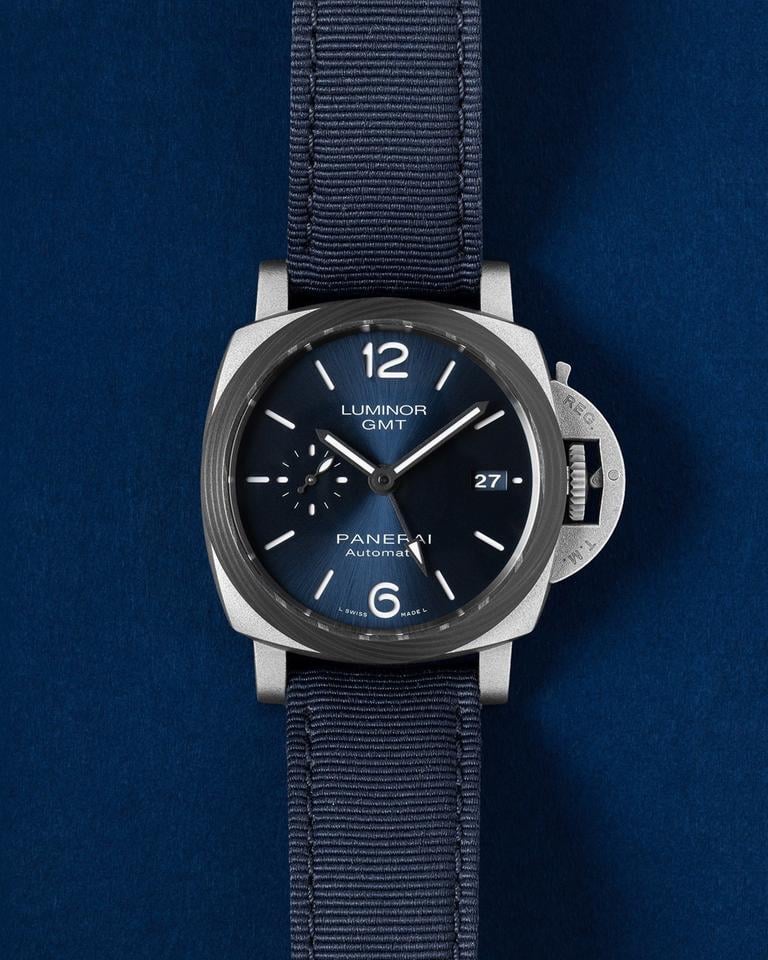 Panerai Luminor GMT view 4