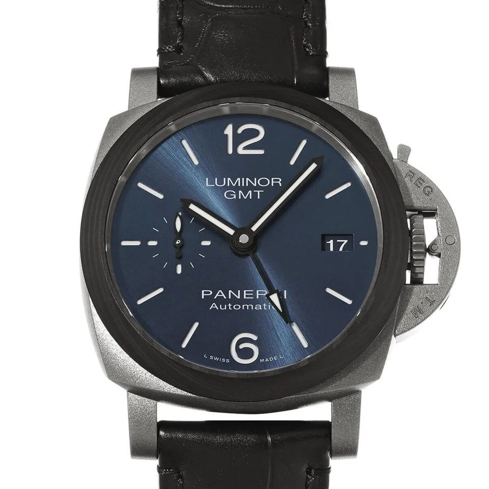 Panerai Luminor GMT view 2