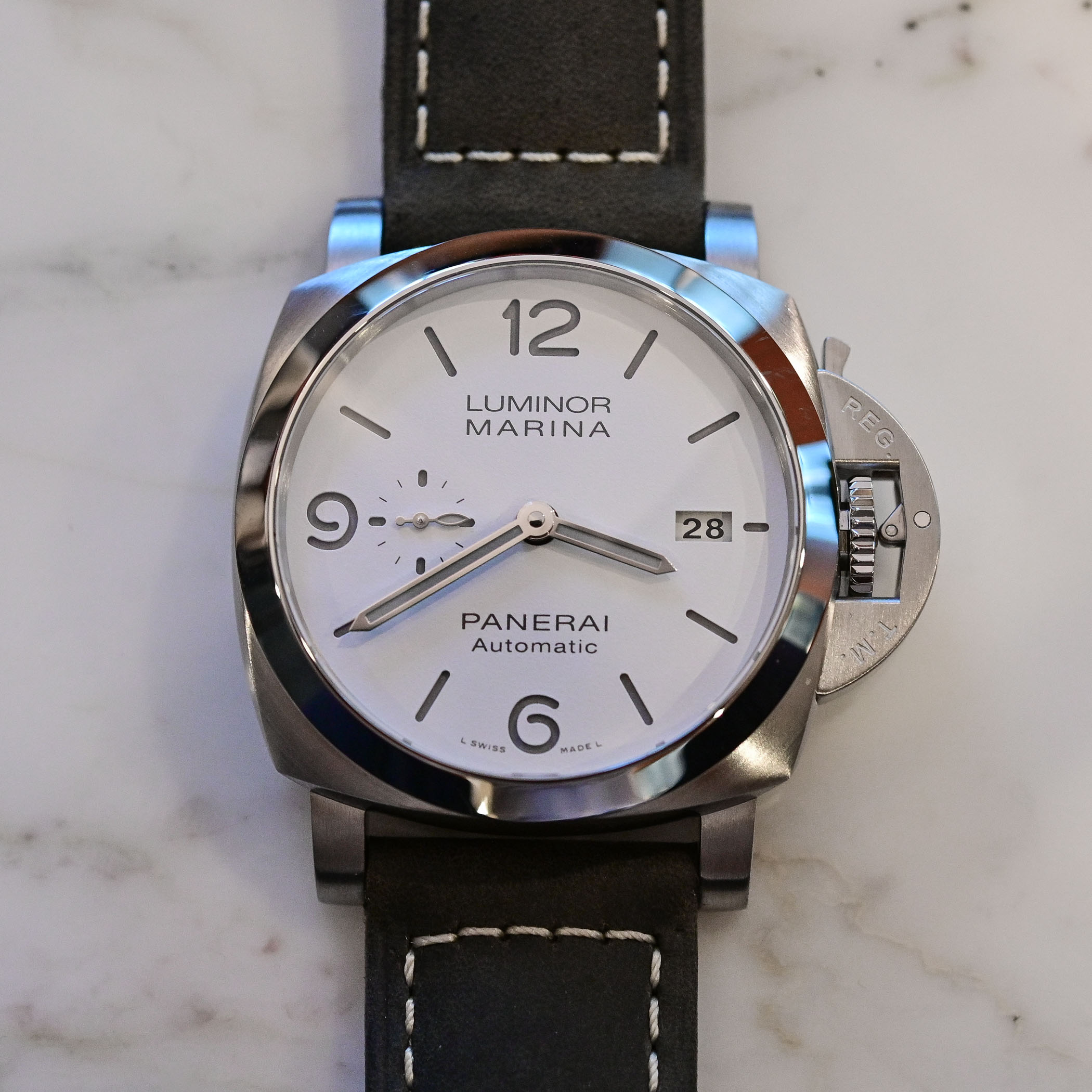 Panerai Luminor Marina view 5