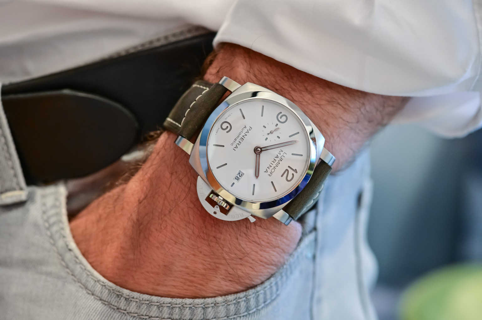 Panerai Luminor Marina view 4