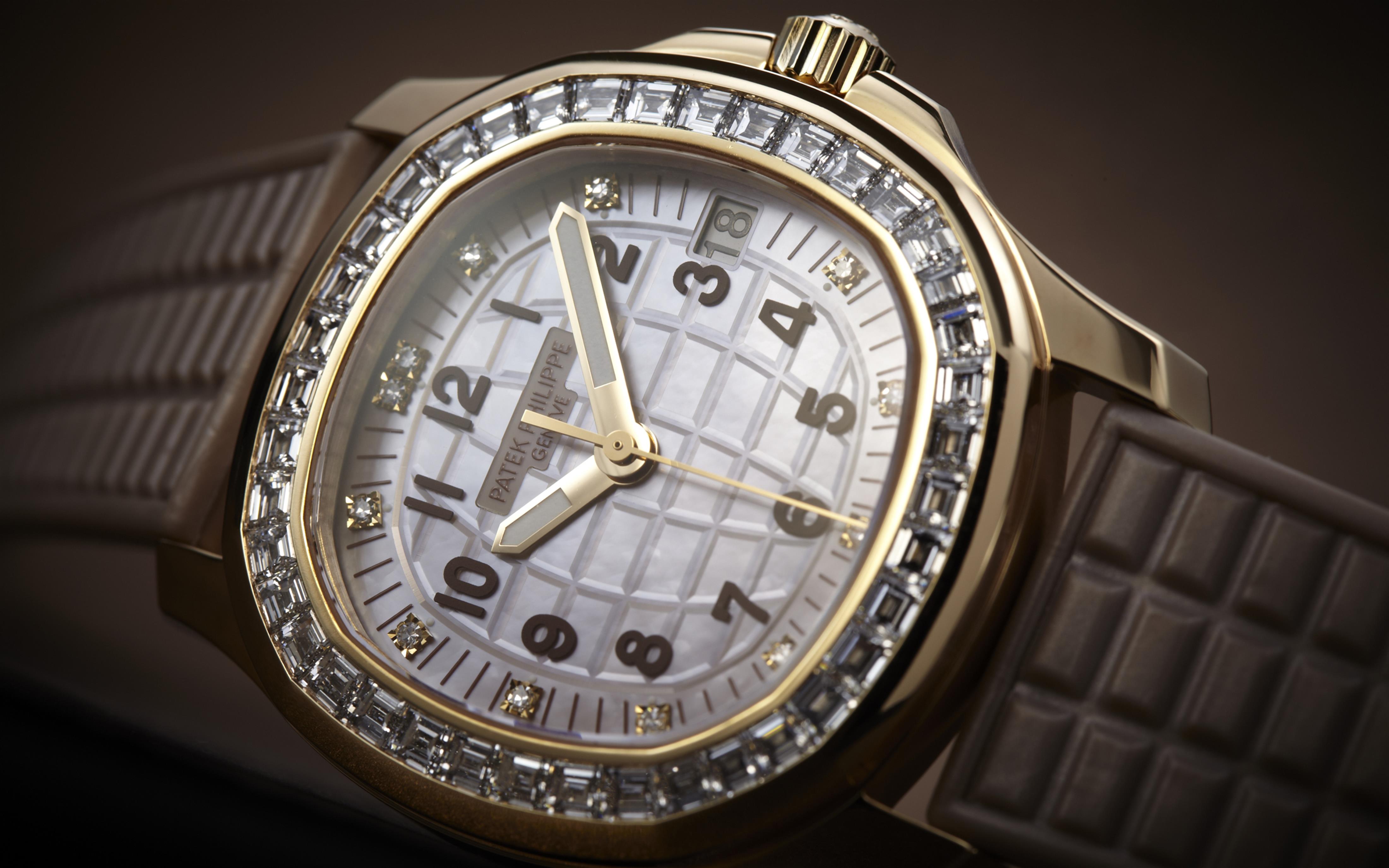 Patek Philippe Aquanaut Luce view 5