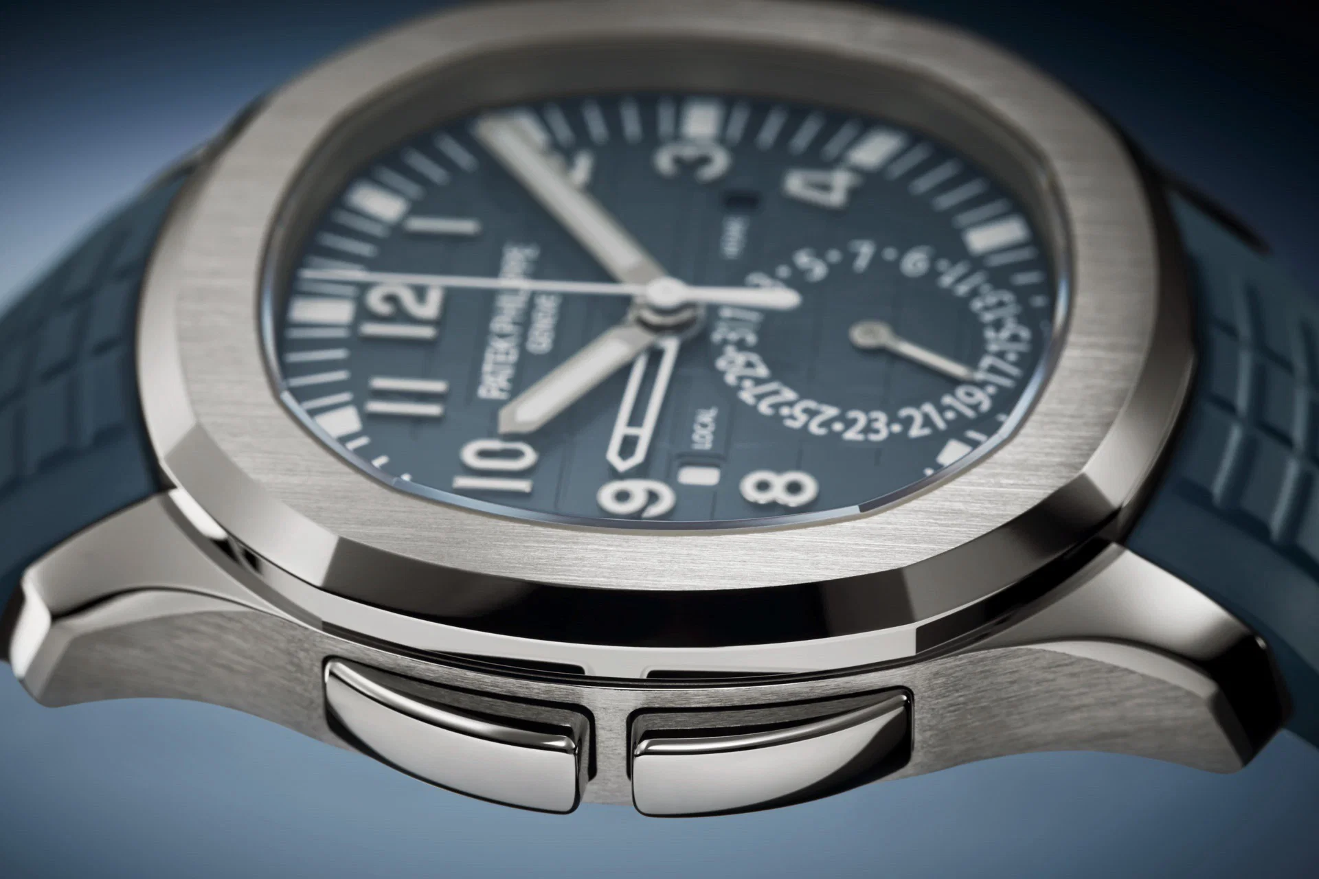 Patek Philippe Aquanaut Travel Time view 5
