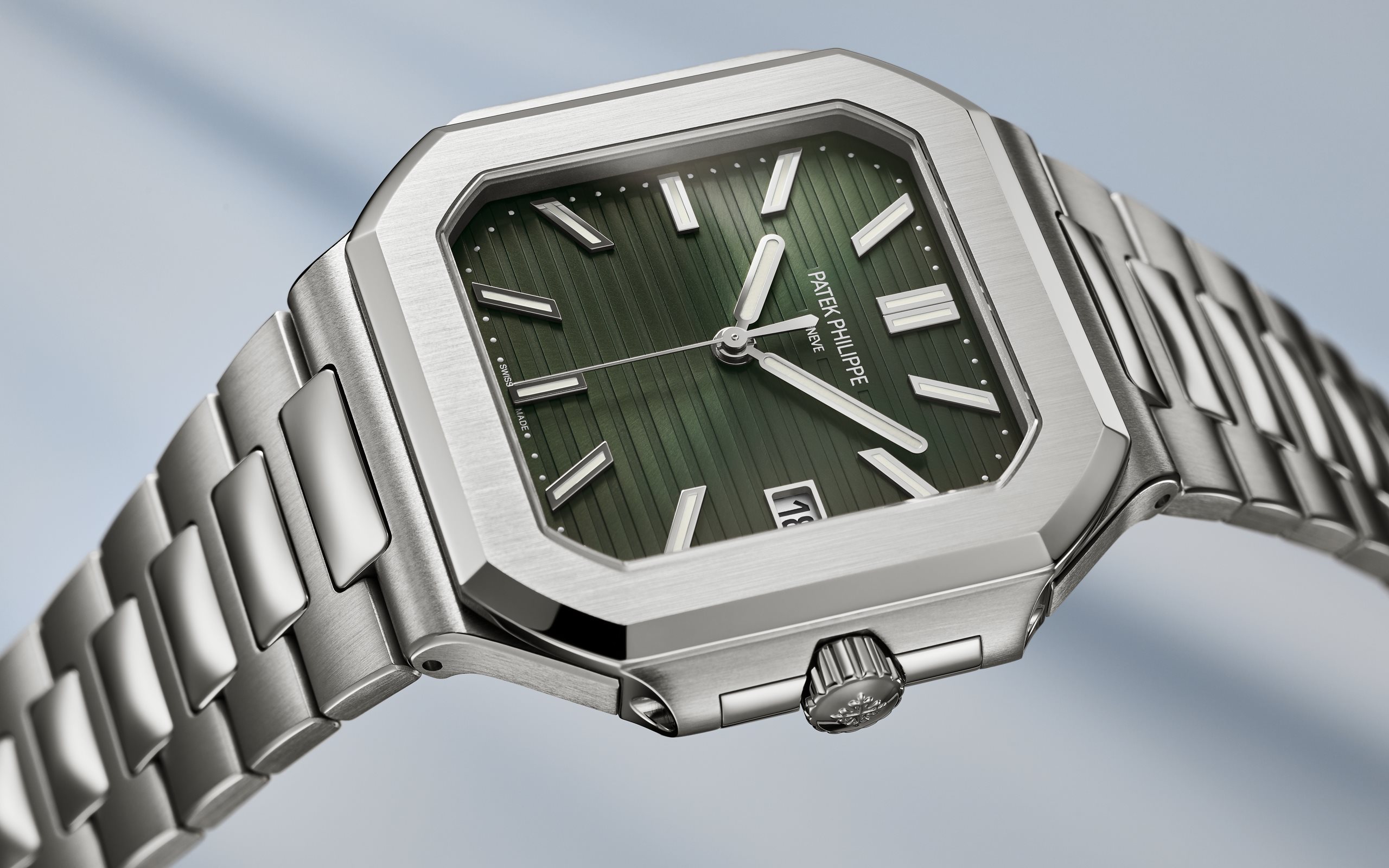 Patek Philippe Cubitus view 4