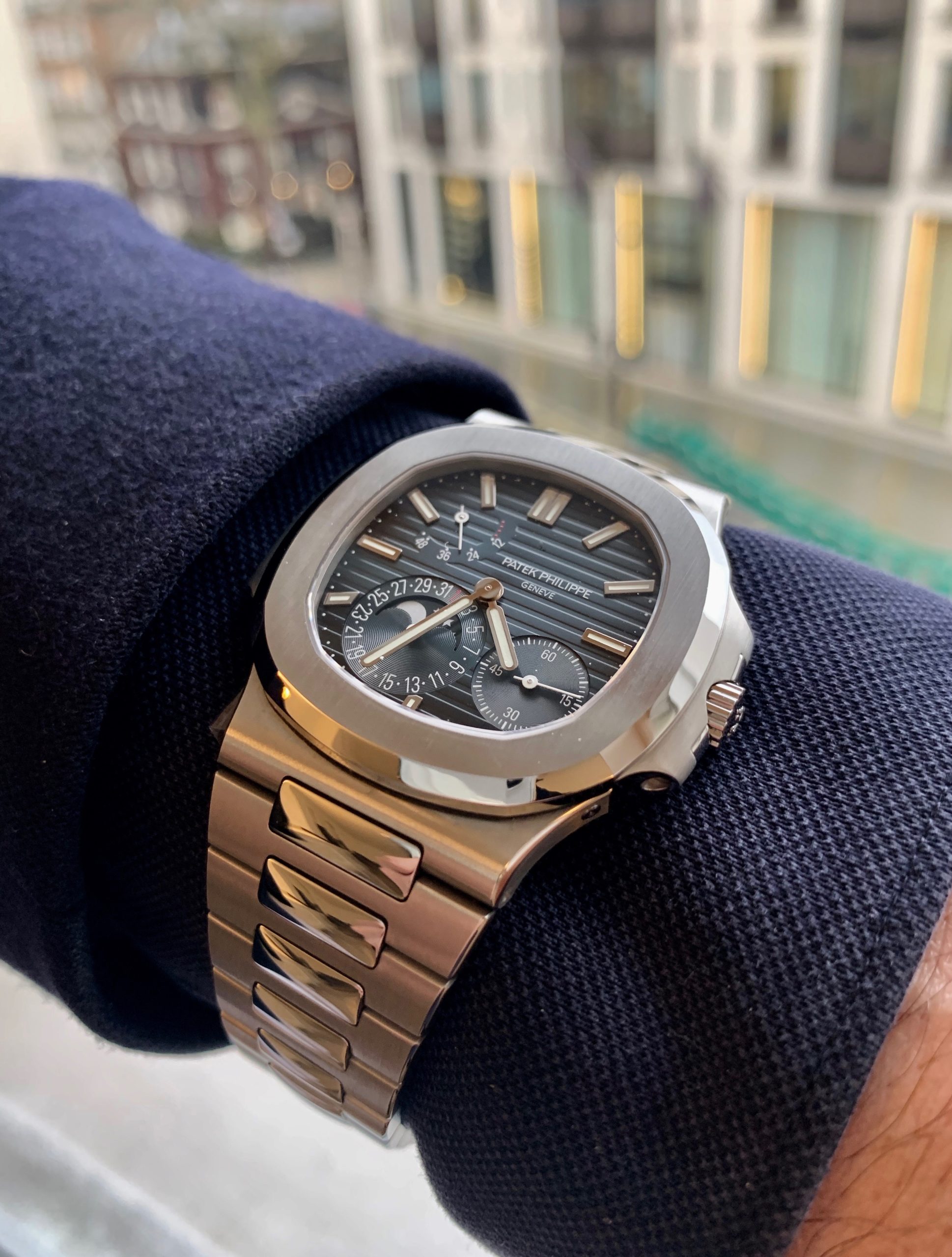 Patek Philippe Nautilus view 5