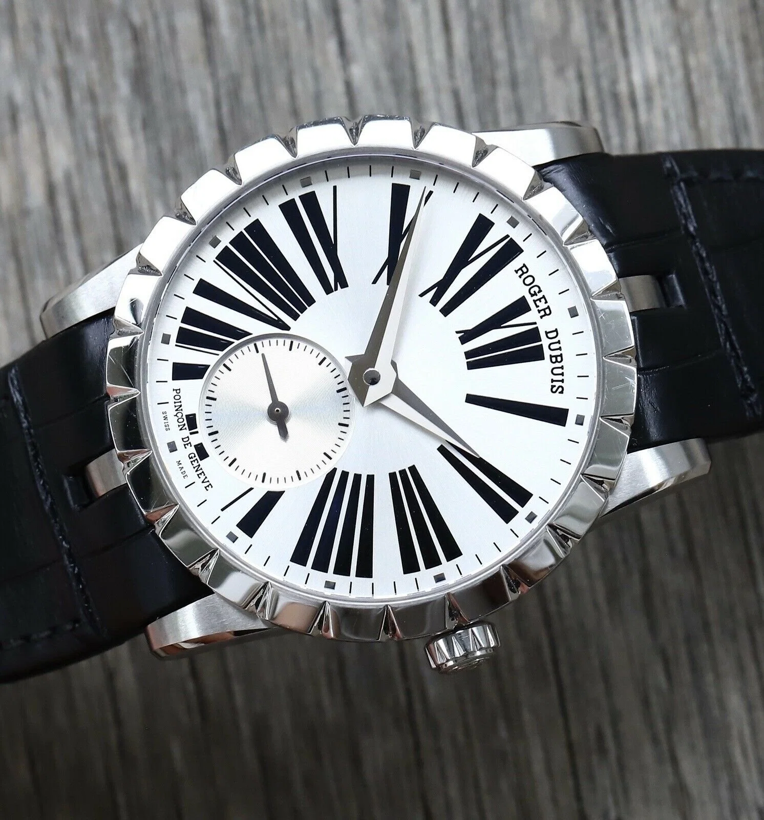 Roger Dubuis Excalibur 36 view 4