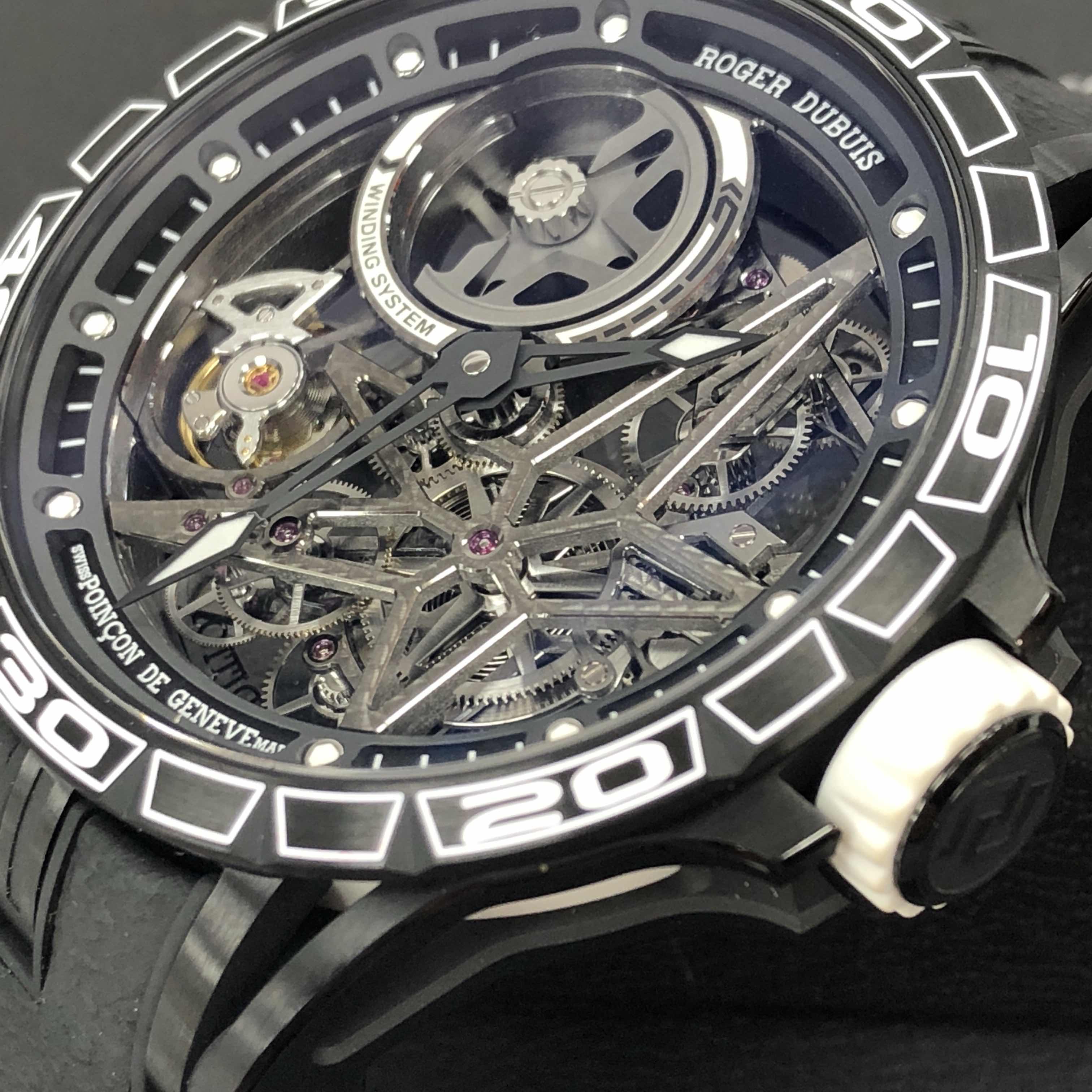 Roger Dubuis Excalibur Spider Pirelli view 4