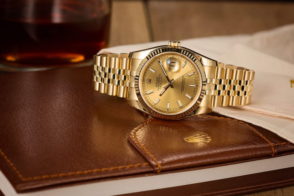 Rolex Cosmograph Daytona view 4