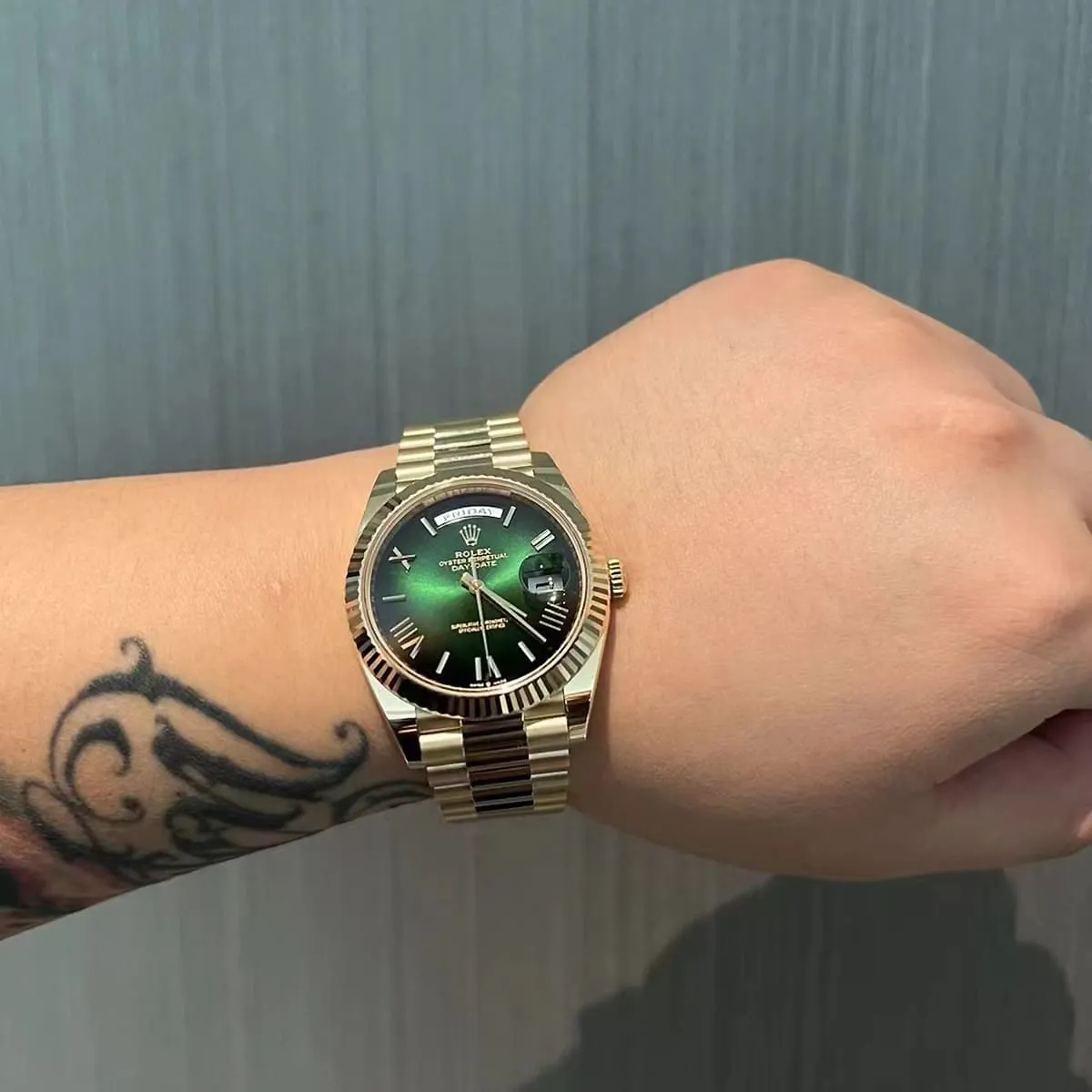 Rolex Day-Date 40 view 3