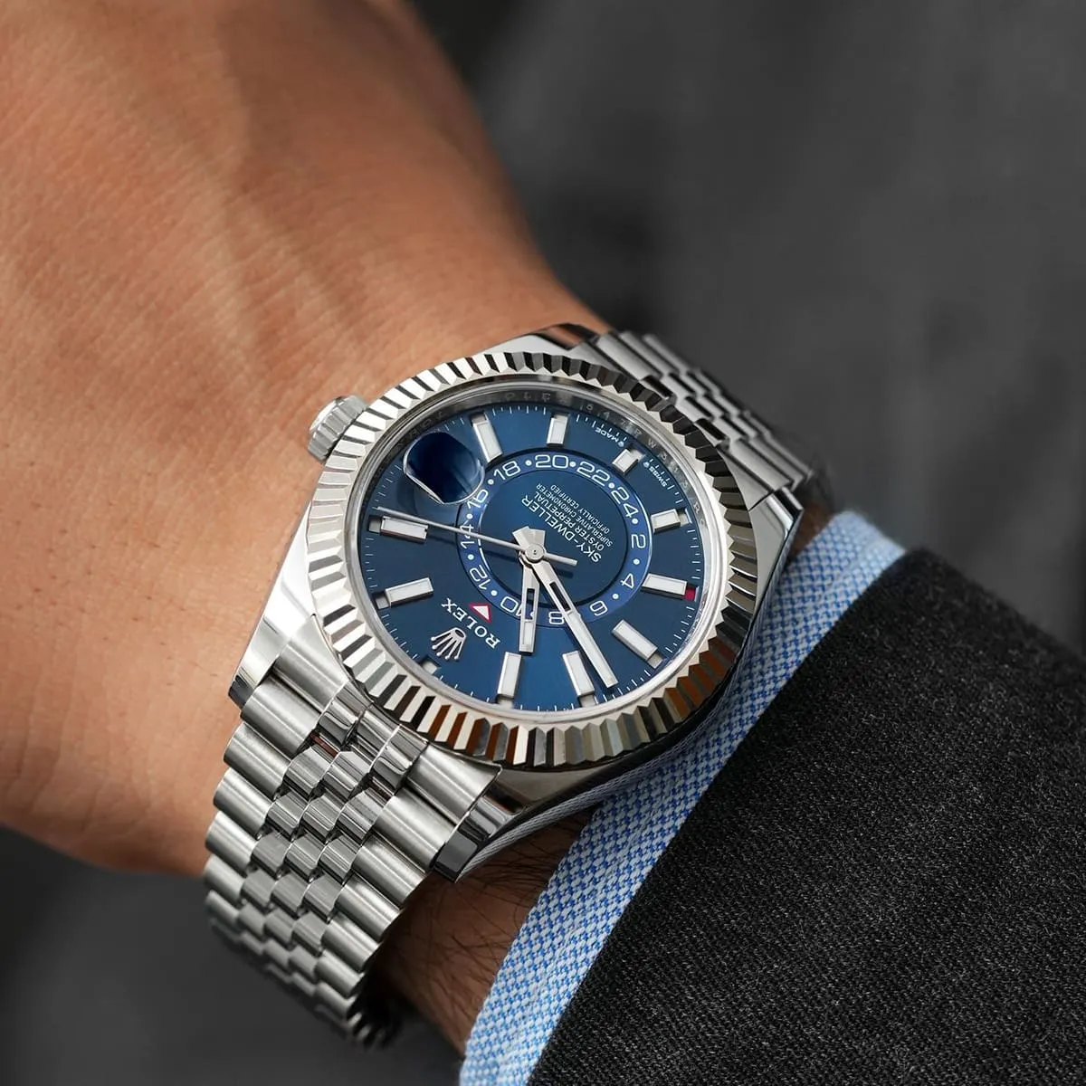 Rolex Sky-Dweller view 3