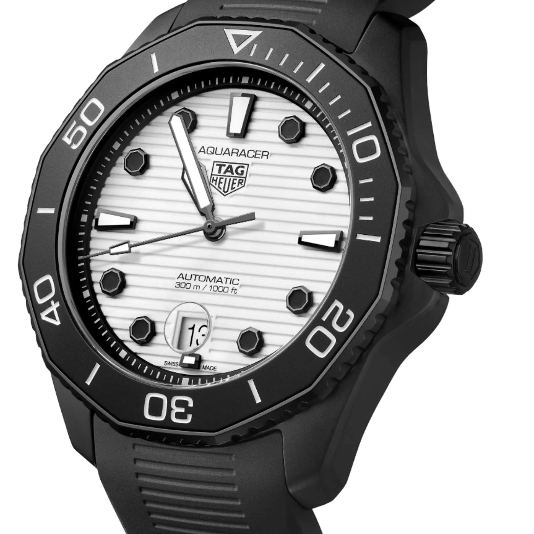 TAG Heuer Aquaracer Professional 300 view 3