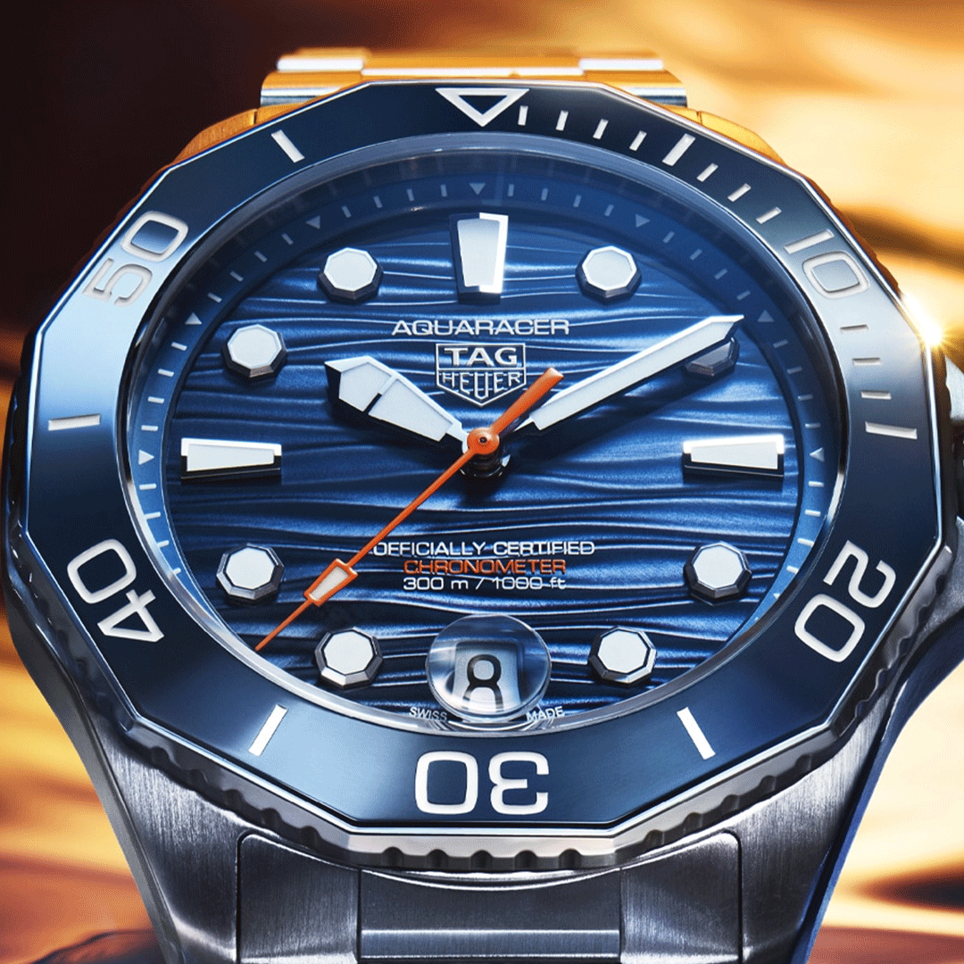 TAG Heuer Aquaracer Professional 300 view 5