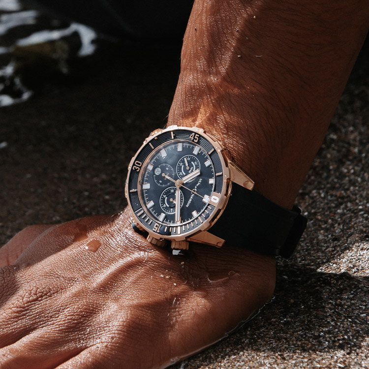 Ulysse Nardin Diver Chronograph view 5